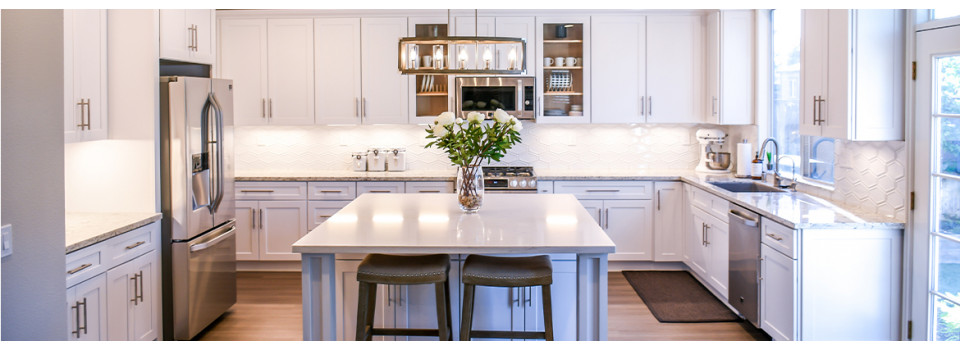 Кухні зі МДФ: плюси та мінуси, поради щодо вибору гарнітура, фото-ідеї.